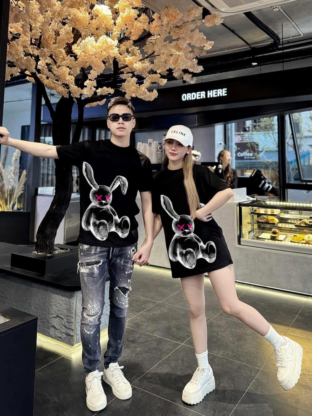 Thỏ Xám T-Shirt
