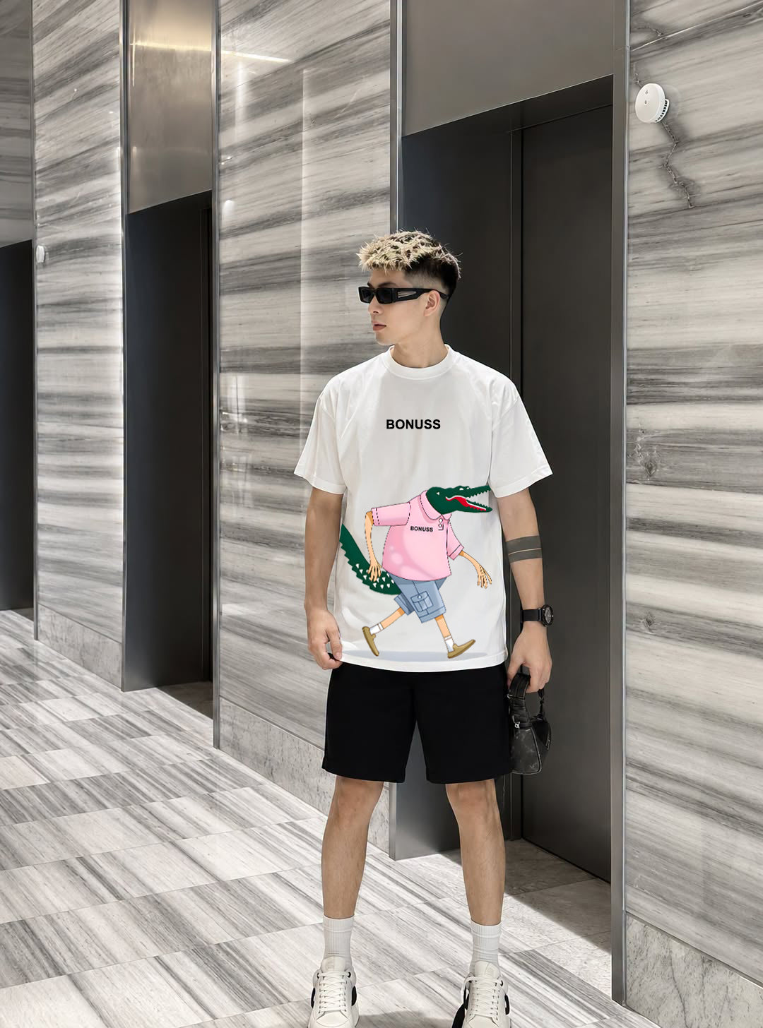 CÁ BONUSS T-Shirt
